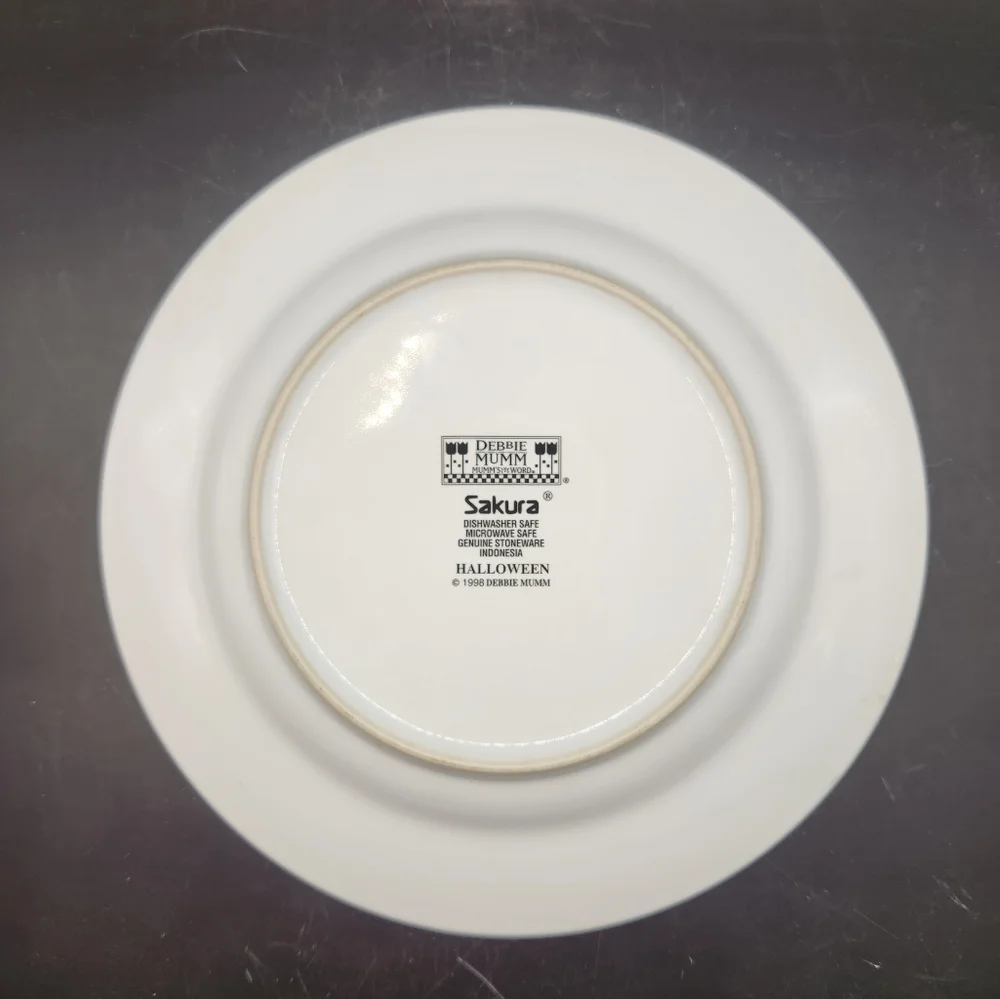 1998 Debbie Mumm Sakura Halloween Plaid Cat Salad/Dessert Plates, Set of 2